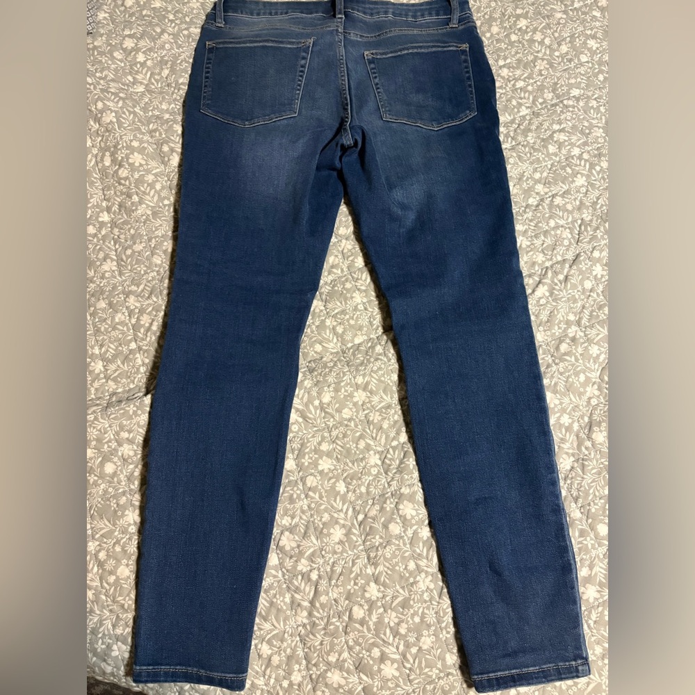 a.n.a Jeggings Smooth Fit mid rise 12/31